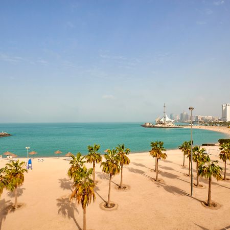 Marina Hotel Kuwait Salmiya Exteriör bild