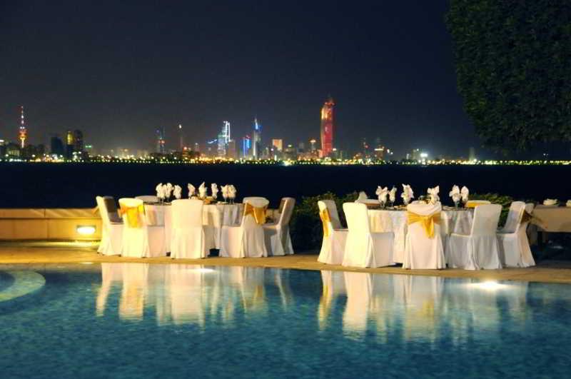 Marina Hotel Kuwait Salmiya Exteriör bild