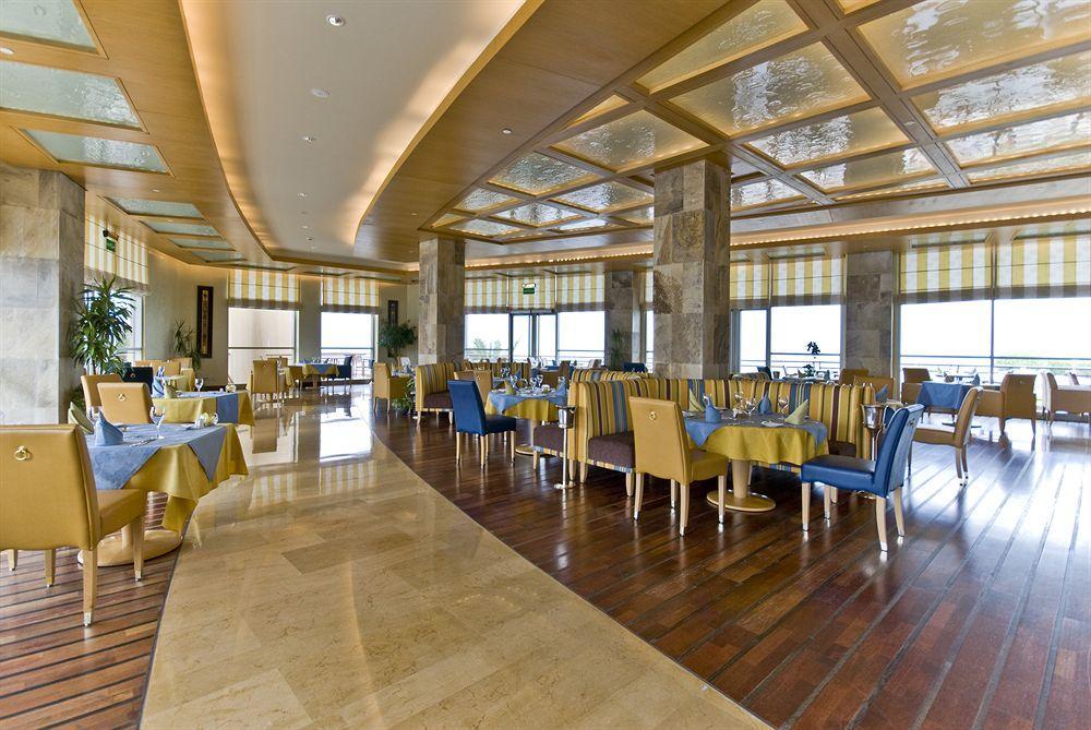 Marina Hotel Kuwait Salmiya Exteriör bild
