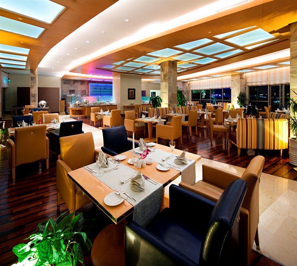 Marina Hotel Kuwait Salmiya Exteriör bild
