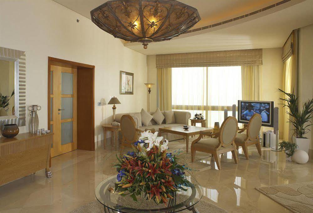 Marina Hotel Kuwait Salmiya Exteriör bild